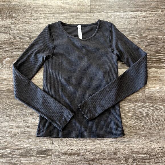 EUC Lululemon Ebb To Street Long Sleeve Ribbed Top with Built-In Bra Sz 6 Black - Picture 3 of 14